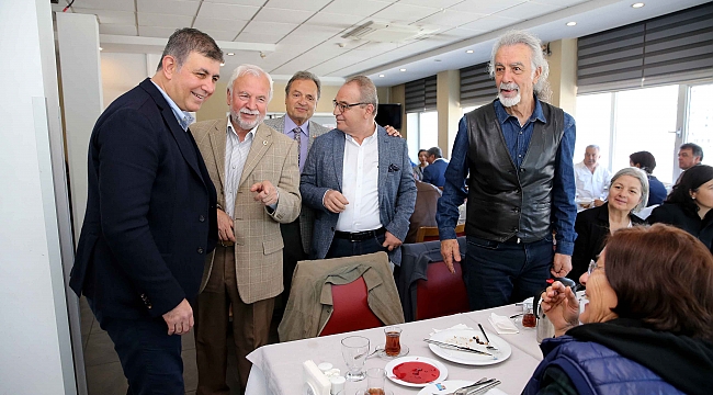 Karşıyaka’da Başkan Tugay ‘iş dünyası’ ile bir araya geldi!