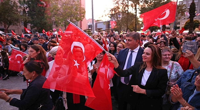 Karşıyaka’da Cumhuriyet coşkusu