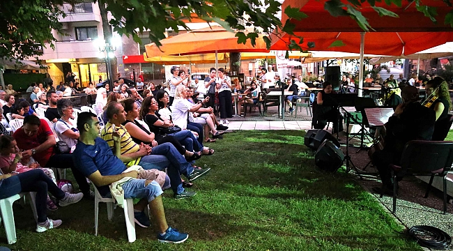 Karşıyaka’da sanat sokakta!