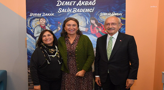 Kılıçdaroğlu çifti “Aydınlıkevleri” izledi