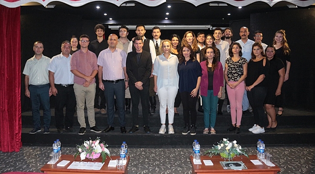 ”Kuvayı Milliye Destanı” Bayraklı’da sahnelendi!