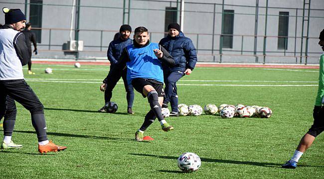 Lider Aliağaspor FK, İzmirspor Maçına Hazırlanıyor