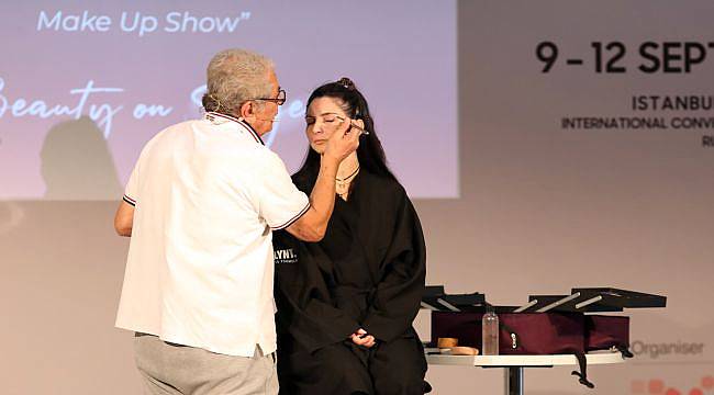 Makyajda Yeni Trend Belirgin Gözler