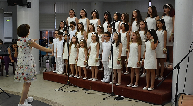 Narlıdere’de Çocuk Korosu’ndan muhteşem konser!