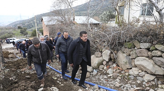 Nihat Zeybekci heyelan bölgesinde