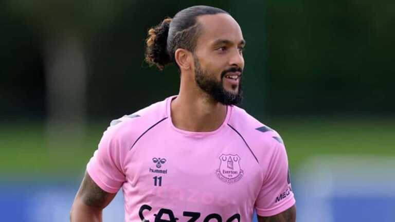 Pendikspor, Theo Walcott’u Transfer Etmeye Hazırlanıyor