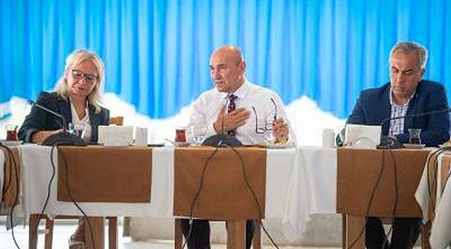 Soyer Çiğli’de heyelan mağduru yurttaşlarla bir araya geldi