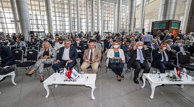 Soyer: İki fuar tekstil sektörüne nefes ve hayat verecek