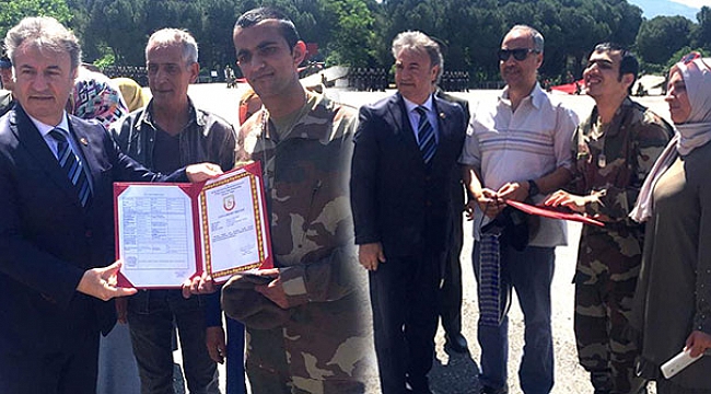 Temsili askerlik sevincine Başkan İduğ da ortak oldu