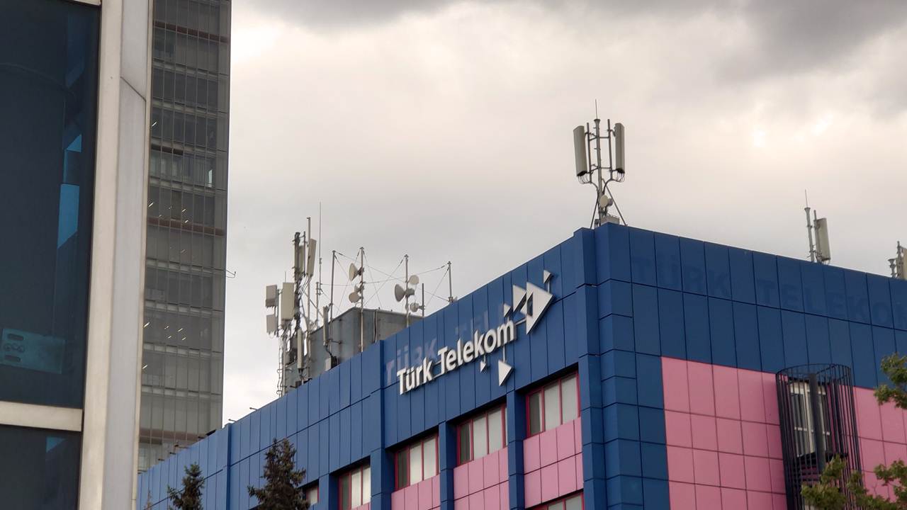 Aracı Kurumların Türk Telekom Hissesi TTKOM Hedef Fiyat 2024 Beklentileri