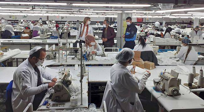 TÜPRAŞ’ın Robotik Kodlama Sınıfları Maske Üretiyor