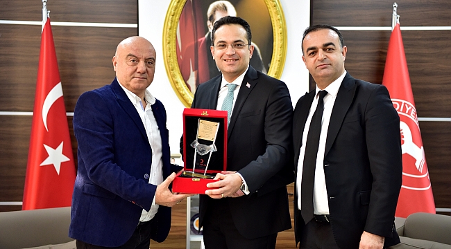 Türk Kızılay’dan Başkan Atila’ya teşekkür