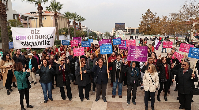 Urlalı kadınlar şiddete karşı yürüdü