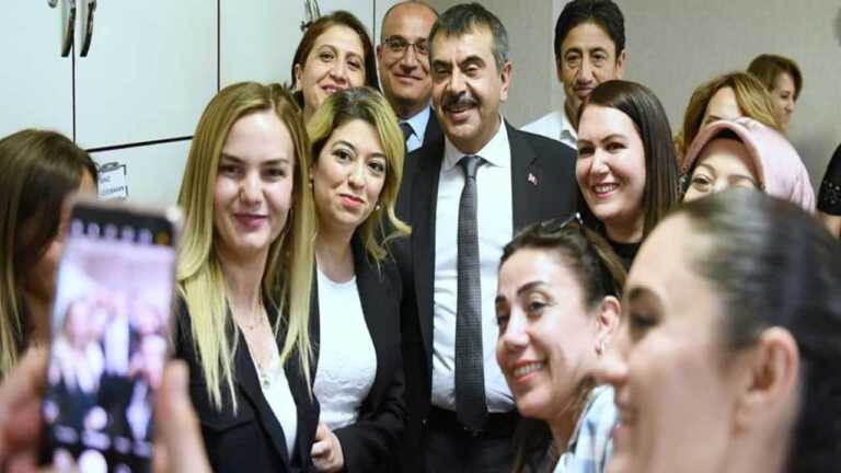 Yeni Düzenleme Yürürlüğe Girdi: Öğretmenlere Zorunlu Hizmet Affı