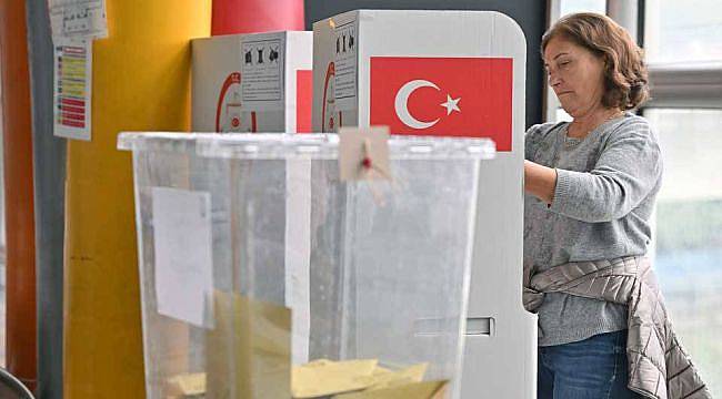 Yurtdışı seçmenlerin mağduriyeti sona erdi