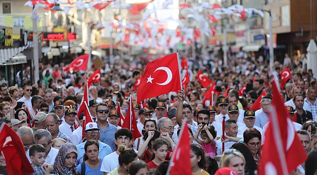 Zafer Bayramı Bayraklı’da coşkuyla kutlandı!