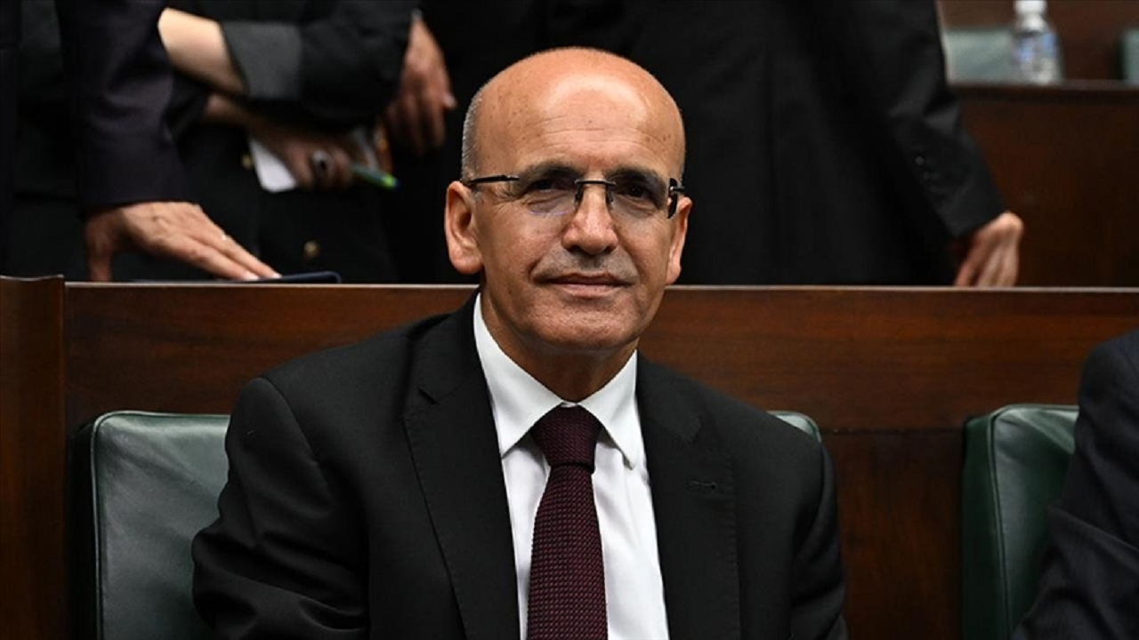 bakan-simsek-2023-butce-acigini-olumlu-gordu