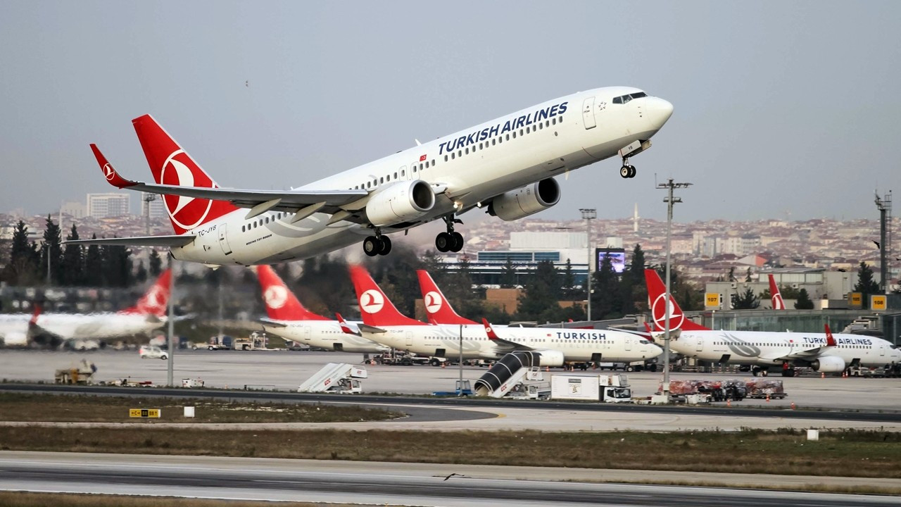 cumhurbaskani-erdogan-turk-hava-yollarinin-ekonomiye-katkisini-acikladi