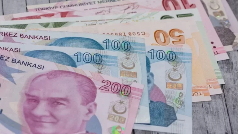 Paranız Hemen Cebinizde! İş Bankası Akbank ve Diğer Bankalar FAİZSİZ Kredi Dağıtıyor