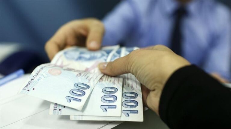 Öğrencilere Destek Devam Ediyor! 5 Bin TL Değerindeki Burslar Yola Çıktı! Başvuru Tarihini Kaçırmayın!