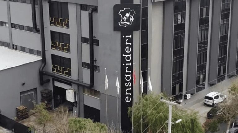 Ensari Deri Hisse Neden Düşüyor, Patron Satışı Var Mı?