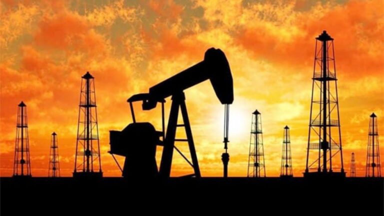 Petrol Fiyatlarındaki Düşüş Devam Ediyor