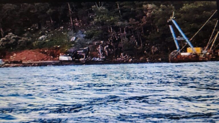 Marmaris’te dikkat çeken suskunluk! Acar Ünlü ne diyecek